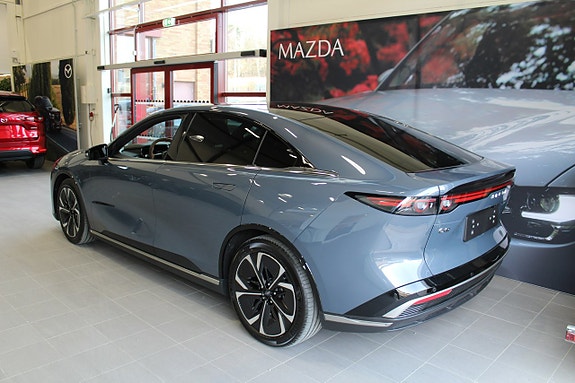 Mazda 6e 3 of 8