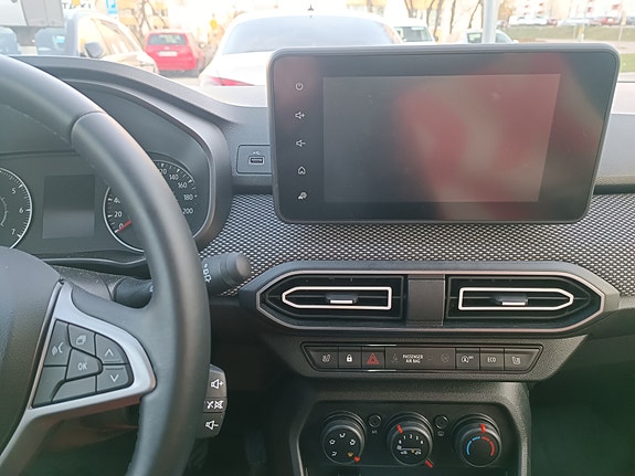 Dacia Sandero 3 of 3