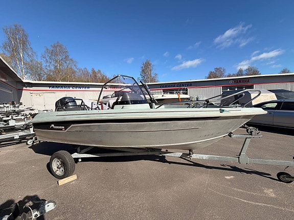 Yamarin Cross 49 BR + Yamaha F50 2015, Upptagningsvagn