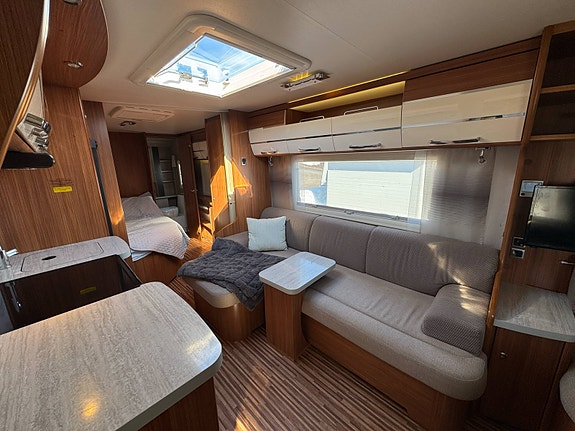 Adria Alpina 743UP 5 of 5