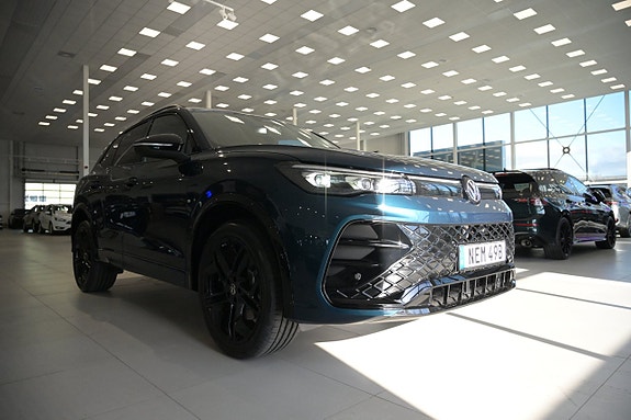 Volkswagen Tiguan 6 of 30