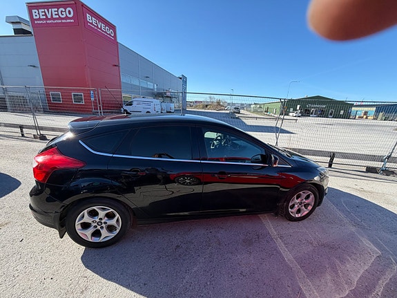 Ford Focus 4 of 5