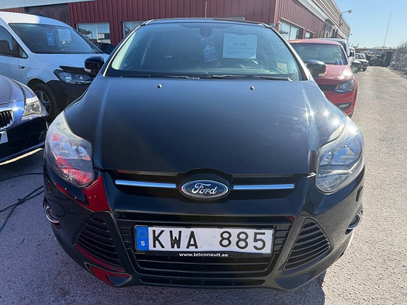 Ford Focus 12 of 30