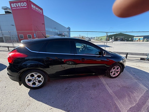 Ford Focus 16 of 30