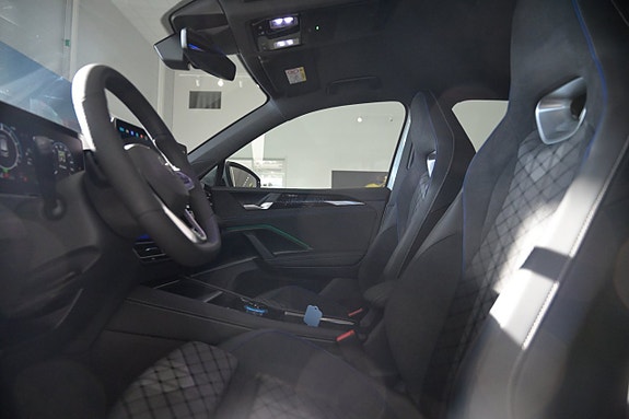 Volkswagen Tiguan 24 of 29