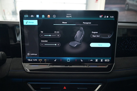 Volkswagen Tiguan 18 of 29