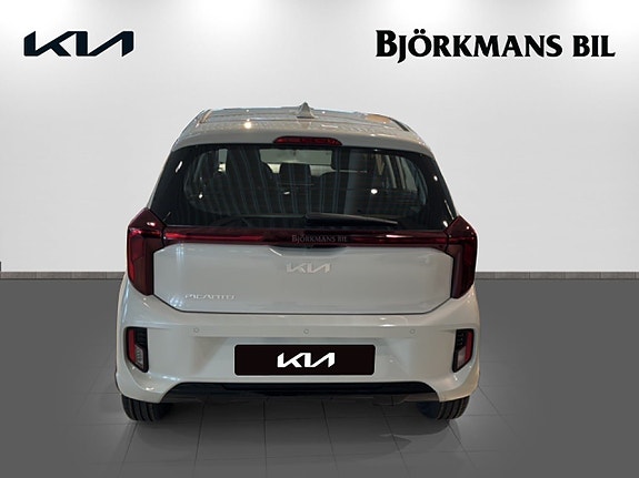 Kia Picanto 5 of 17