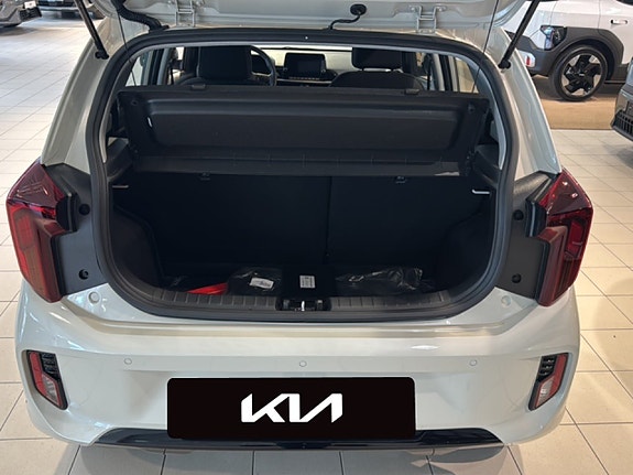 Kia Picanto 14 of 17