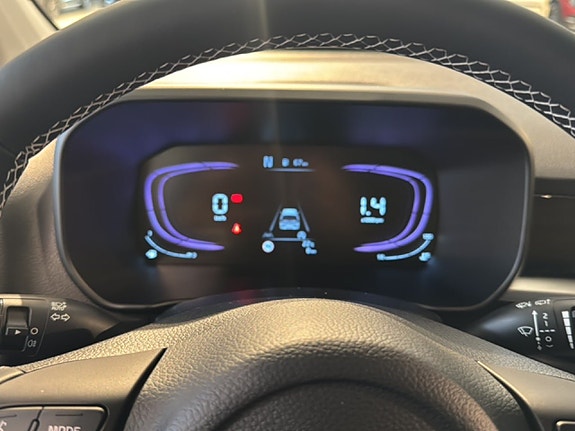 Kia Picanto 10 of 17