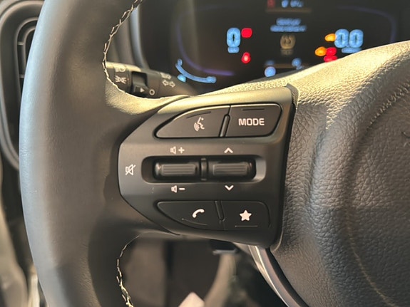 Kia Picanto 16 of 17