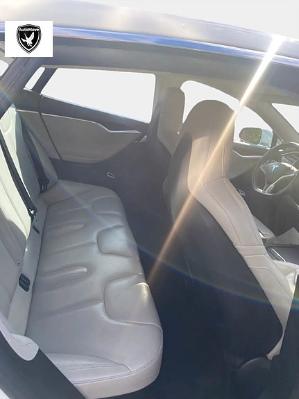 Tesla Model S 12 of 12