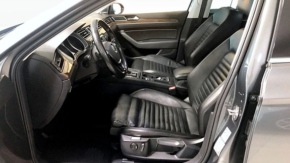 Volkswagen Passat 5 of 5