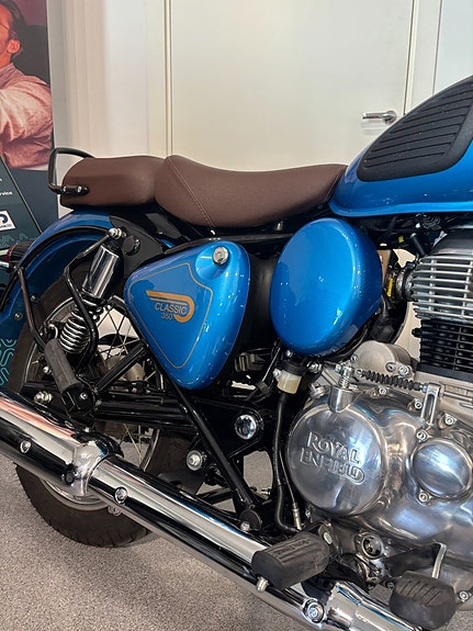 Royal Enfield Classic 350 3 of 4
