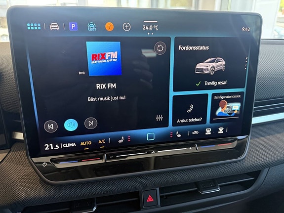 Volkswagen T-Roc 12 of 16