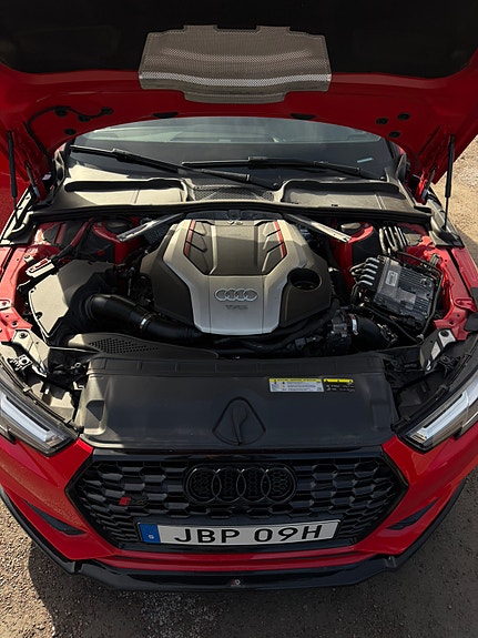 Audi S4 3 of 5