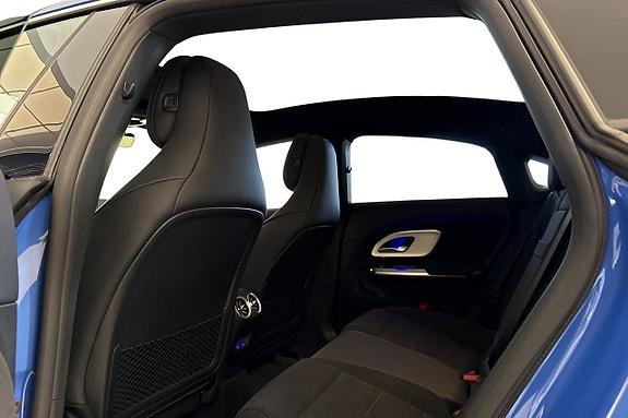 Mercedes-Benz CLA250+ 7 of 9