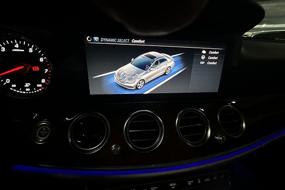 Mercedes-Benz E450 19 of 30
