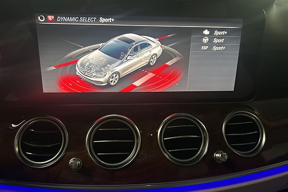 Mercedes-Benz E450 17 of 30