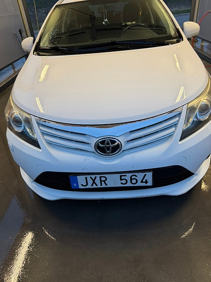 Brugt Toyota Avensis 