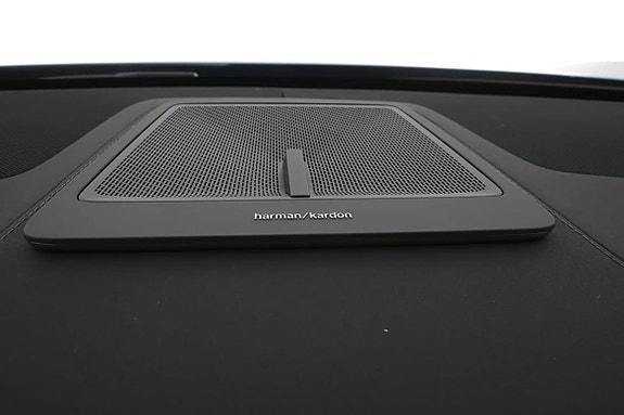 Polestar 4 13 of 19