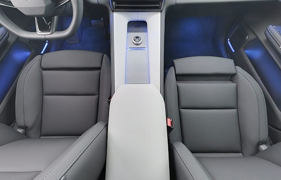 Polestar 4 10 of 19