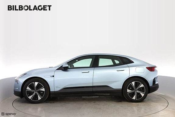 Polestar 4 2 of 19