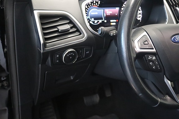 Ford S-MAX 21 of 30