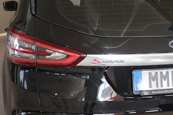 Ford S-MAX 12 of 30