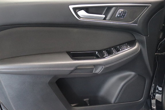 Ford S-MAX 19 of 30