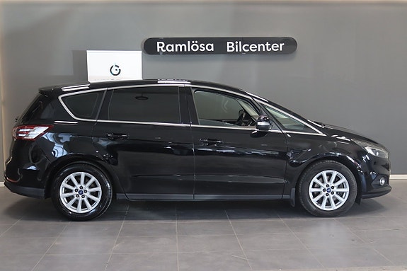 Ford S-MAX 6 of 30