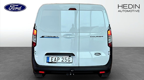 Ford Courier 7 of 9