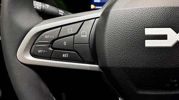 Dacia Duster 24 of 26