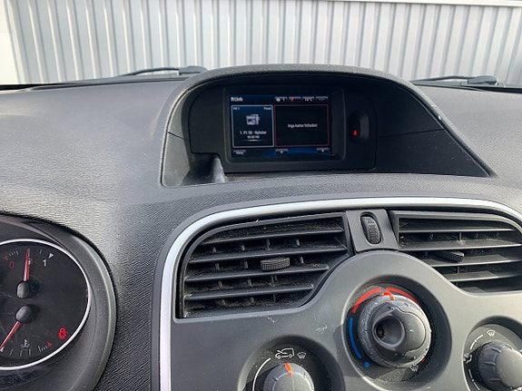 Renault Kangoo Express 12 of 15