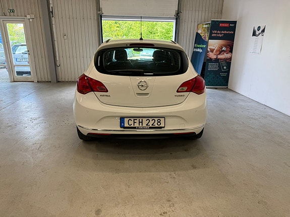 Opel Astra 5 of 5