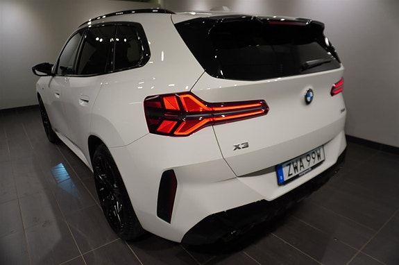 BMW X3 18 of 18