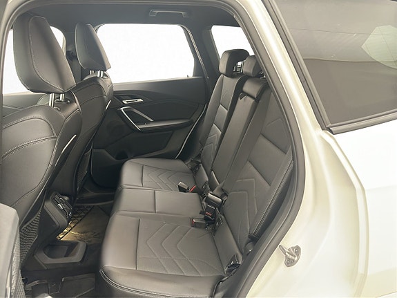 BMW iX1 17 of 27