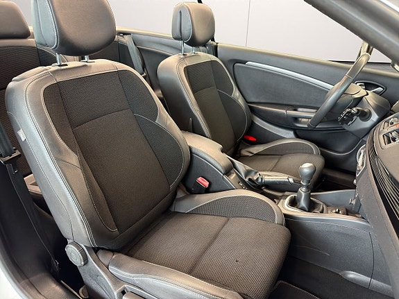 Renault Megane 18 of 22