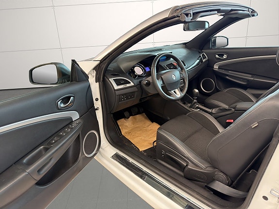 Renault Megane 10 of 22