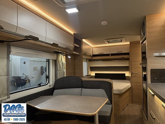 Knaus Südwind 650 FSK 60 Years 9 of 18