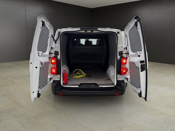 Opel Vivaro-e 11 of 30