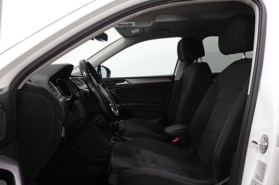 Volkswagen Tiguan Allspace 4 of 5