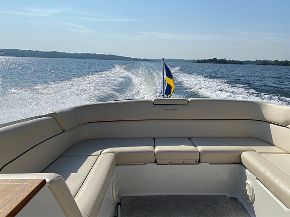 Chris-Craft Corsair 28 11 of 12