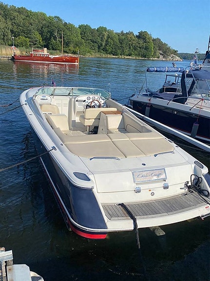 Chris-Craft Corsair 28 5 of 5