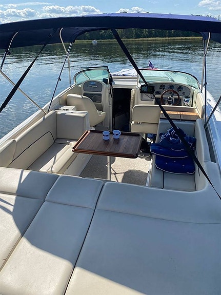 Chris-Craft Corsair 28 9 of 12