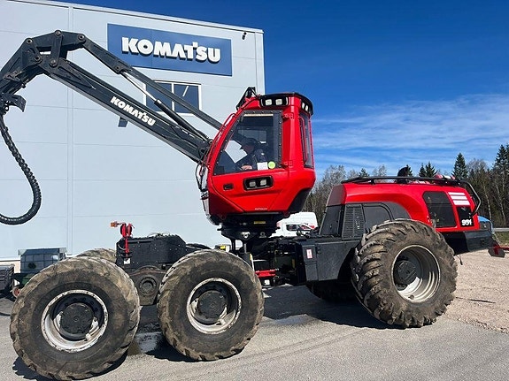Komatsu 951