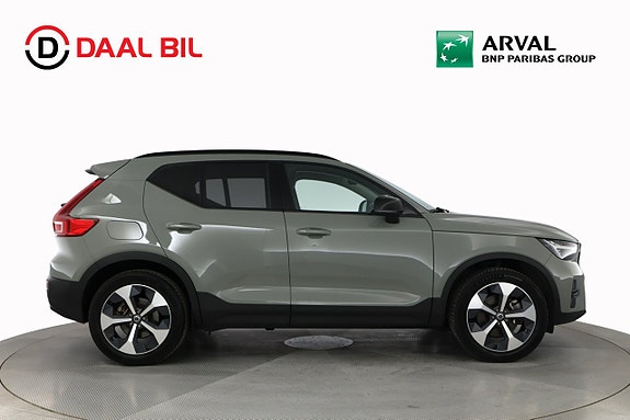 Volvo XC40 6 of 27