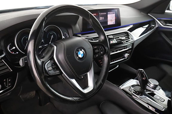 BMW 530e 12 of 30