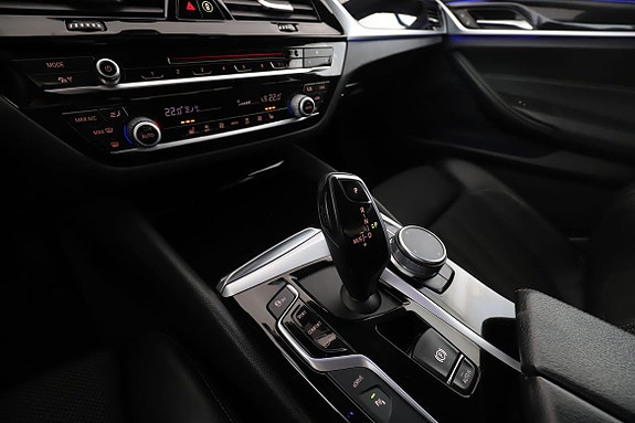 BMW 530e 24 of 30