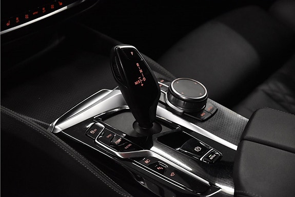 BMW 530e 16 of 19