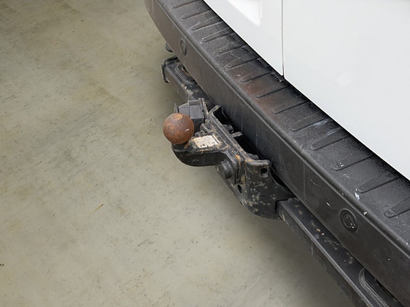 Ford Transit Custom 11 of 30